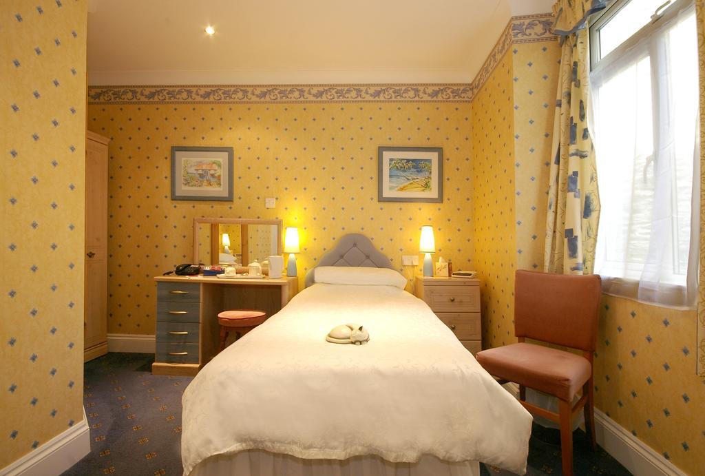 Fieldhead Hotel & Horizons Restaurant Saltash Kamer foto
