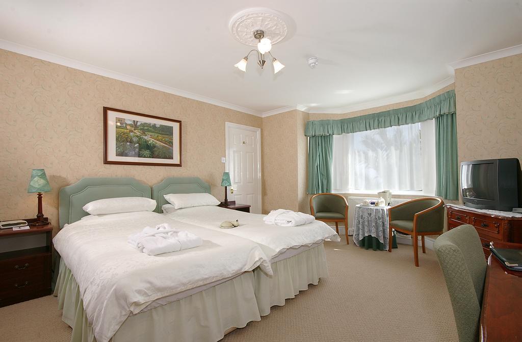 Fieldhead Hotel & Horizons Restaurant Saltash Buitenkant foto