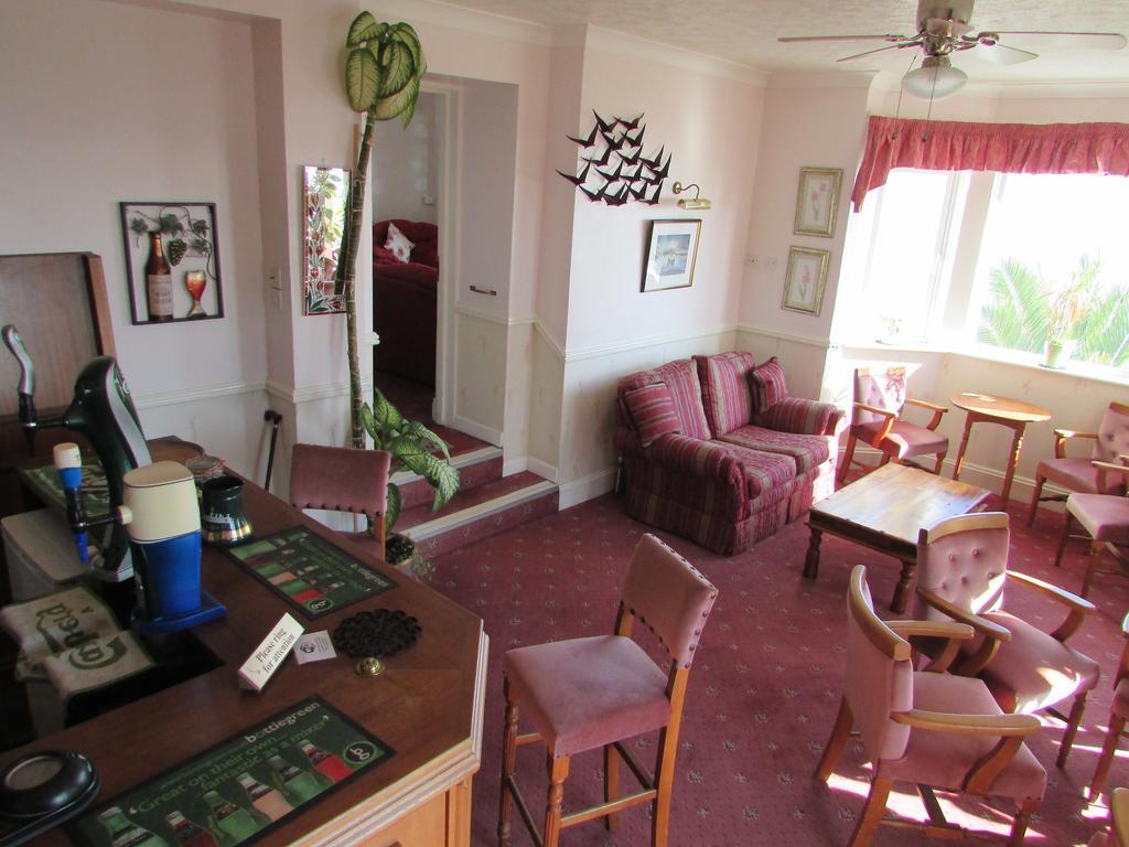 Fieldhead Hotel & Horizons Restaurant Saltash Buitenkant foto
