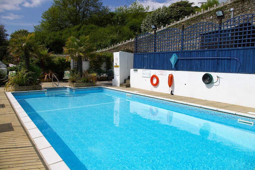 Fieldhead Hotel & Horizons Restaurant Saltash Buitenkant foto