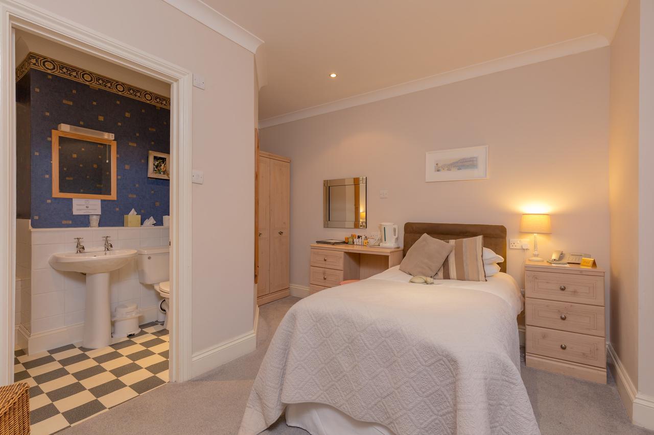 Fieldhead Hotel & Horizons Restaurant Saltash Buitenkant foto